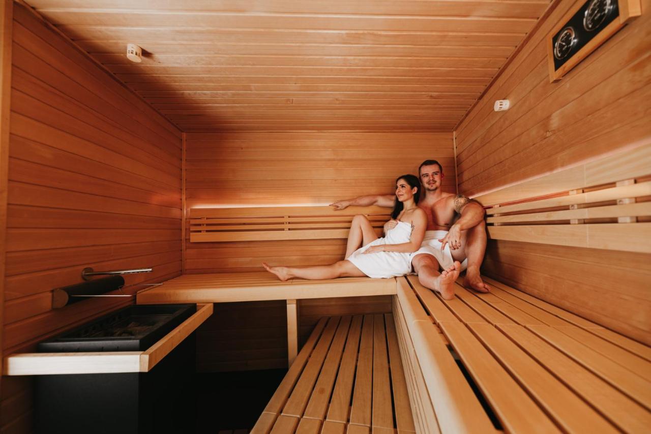 Nutrend World Hotel Olomouc Eksteriør billede