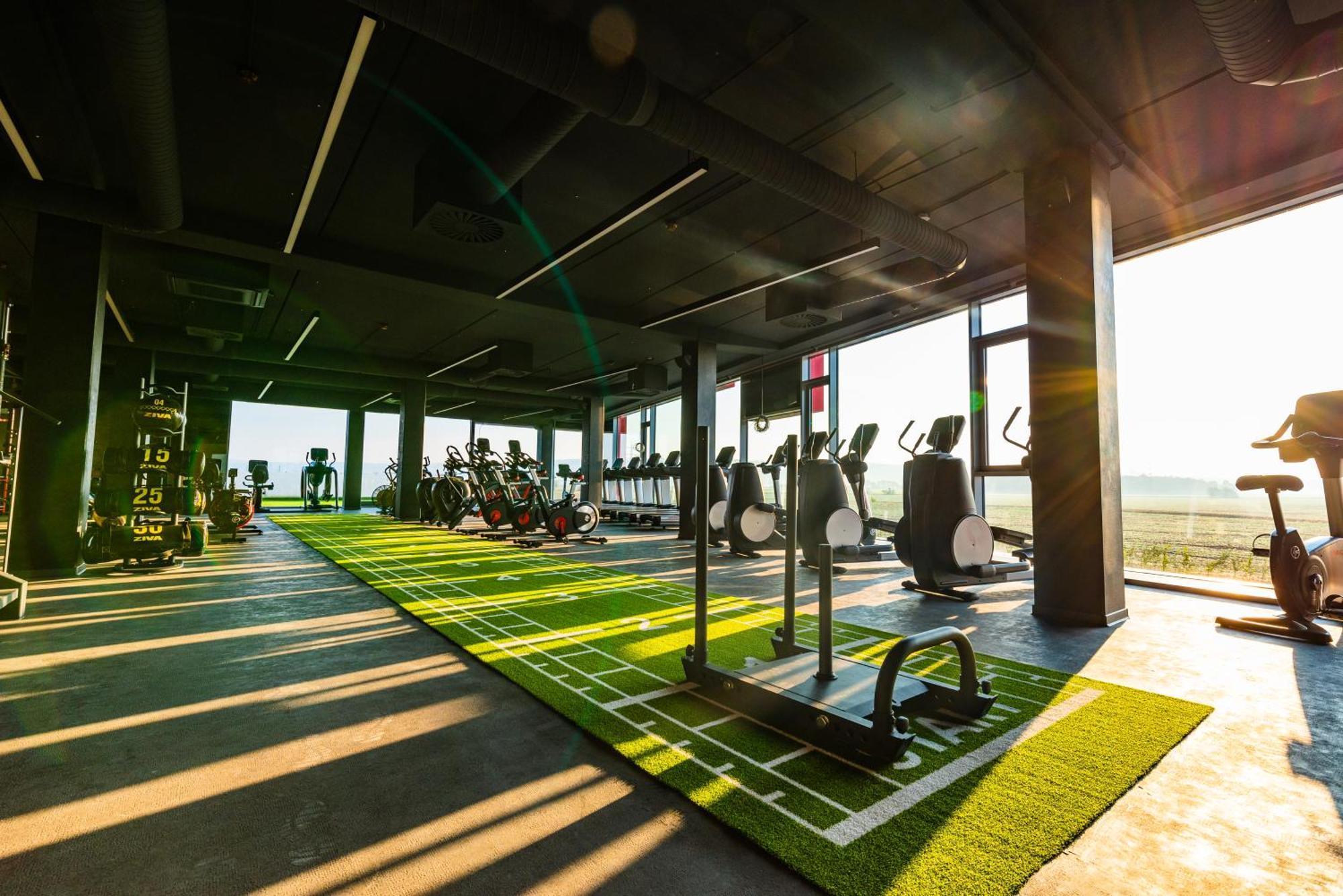 Nutrend World Hotel Olomouc Eksteriør billede