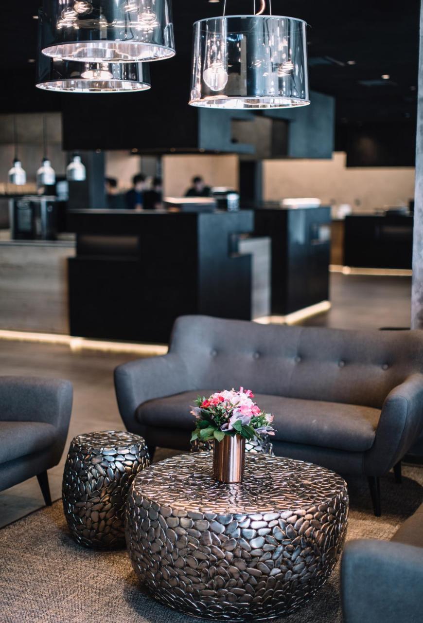 Nutrend World Hotel Olomouc Eksteriør billede