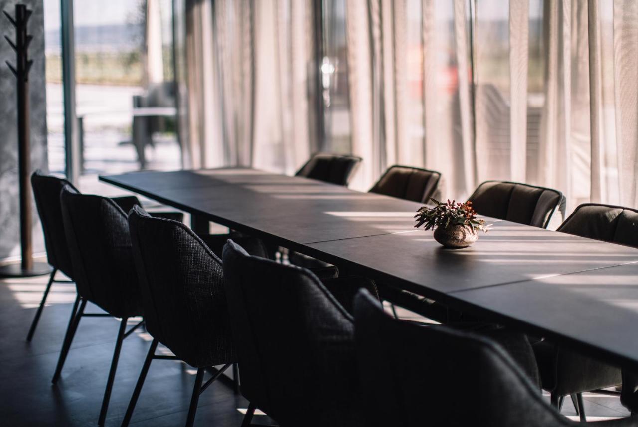 Nutrend World Hotel Olomouc Eksteriør billede