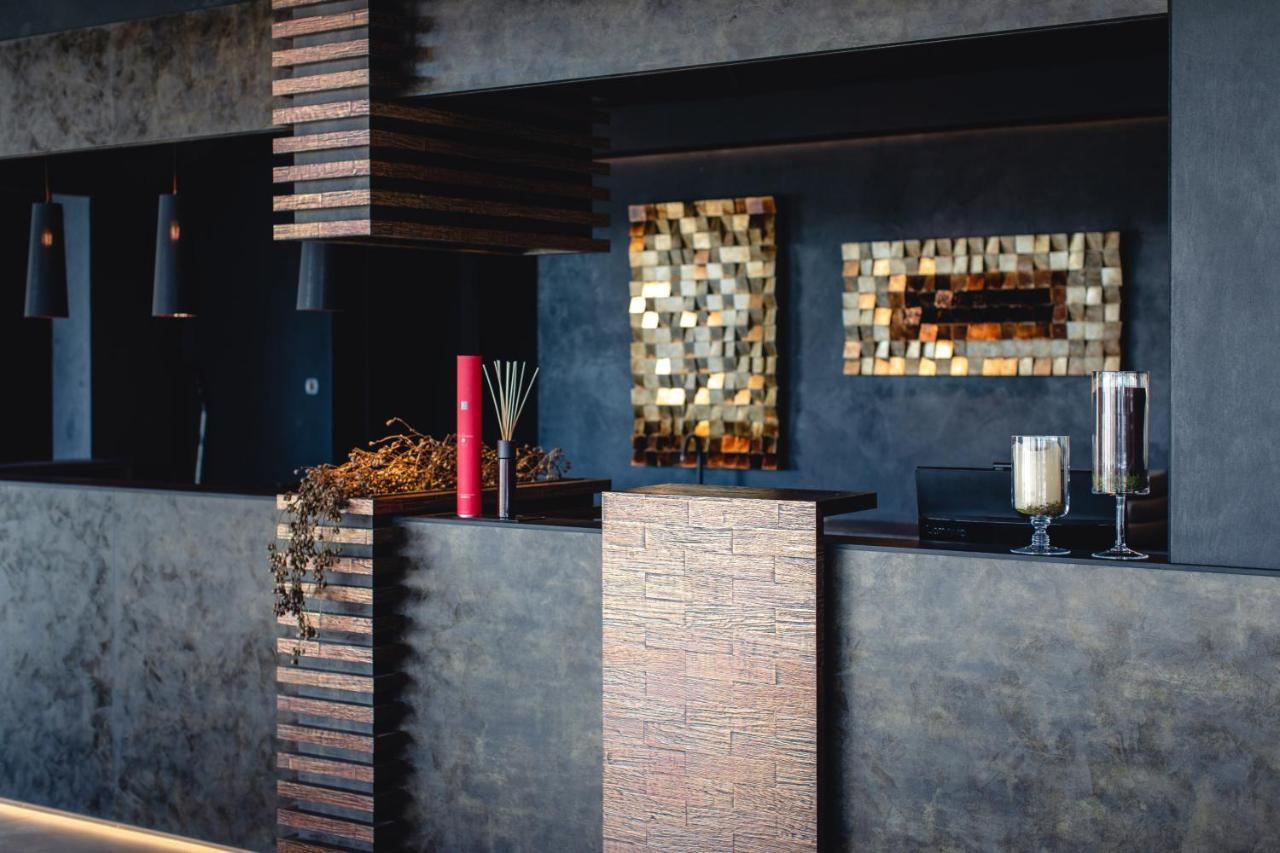 Nutrend World Hotel Olomouc Eksteriør billede